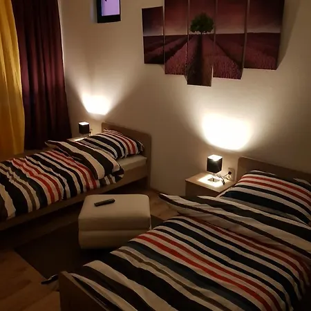 Sidney Apartman