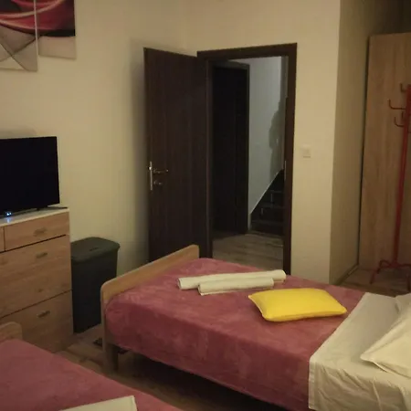 Sidney Apartman